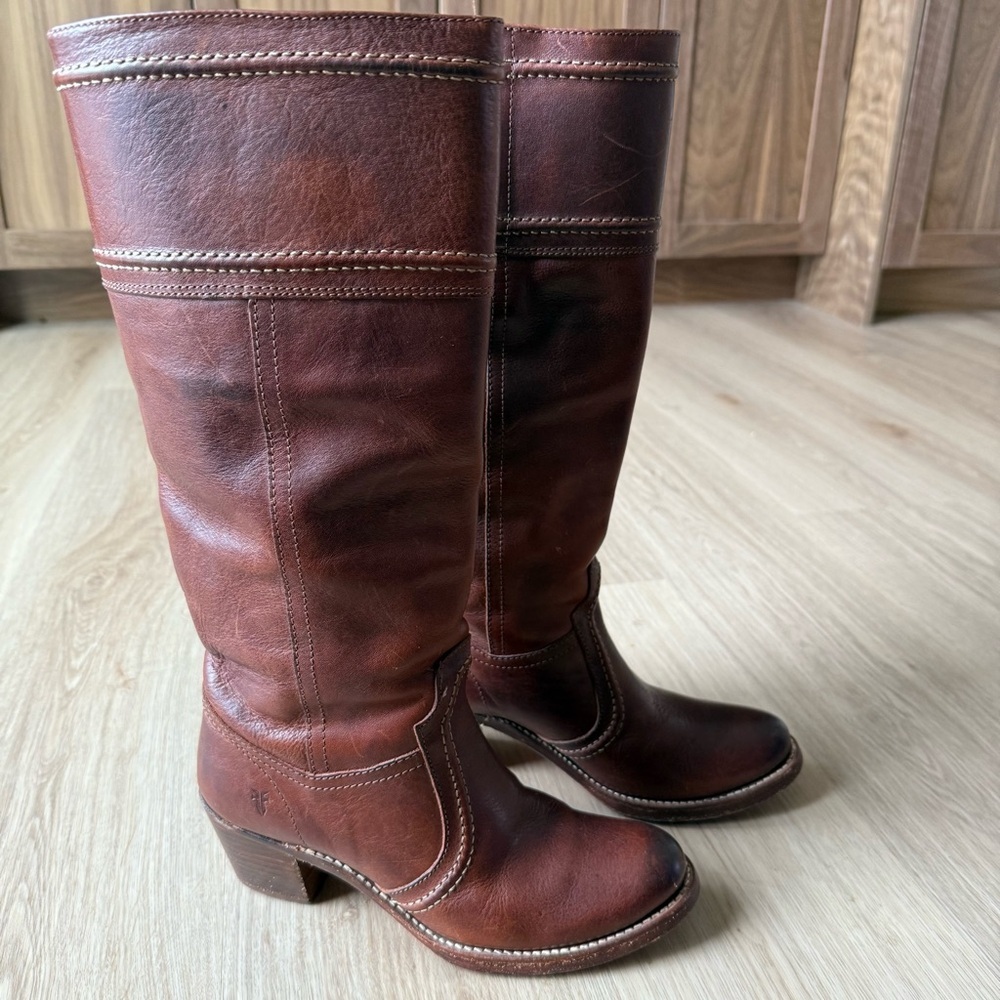 Frye Jane Stitch Leather Boots Campus Heel Sz 7 B